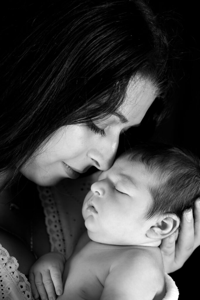 photographie, shooting, photographe, grossesse, naissance, mariage, baptêmes, bébé, enfants, nouveau né, culinaire, professionnel, commercial, formule, Montbéliard, Belfort, audincourt, Beaucourt, Delle, grand est, Alsace, bourgogne franche-comté, Besançon, vesoul, suisse, jura,